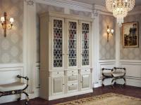 Шкаф для книг 3-х ств.  с зеркалом и стеклянными полками Б5.15-7. Фото №1